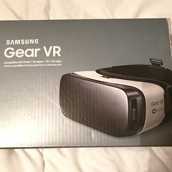 Samsung Gear VR Oculus - Picture 1 of 8